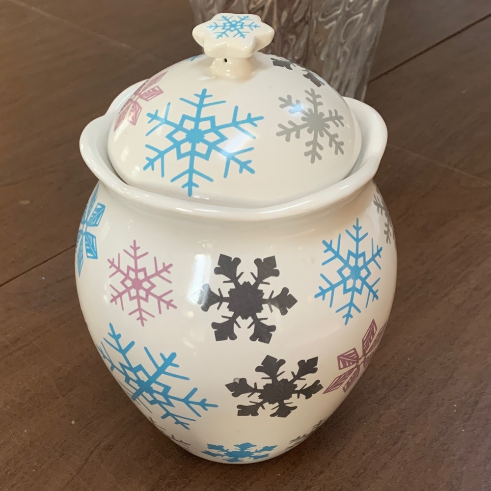 Temptations Festive Snowflake Ceramic Jar - Cream, Blue, Pink, Gray